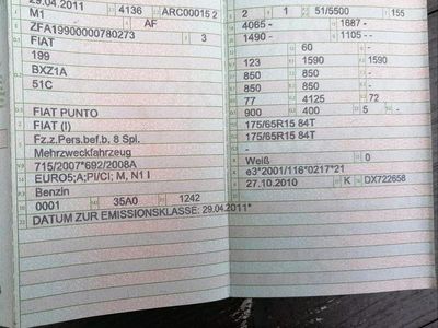 Gebraucht Fiat Punto 69 PS (50 kW) 2011 Weiß Kleinwagen