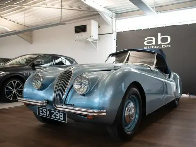 Begagnad Jaguar XK 160 HK (117 kW) 1952 Blå Cab