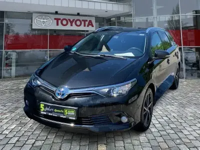 Gebraucht Toyota Auris Touring Sports Edition-S 136 PS (100 kW) 2017 Black mica / ink Kombi