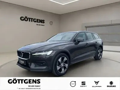 Gebraucht Volvo V60 CC Plus 197 PS (144 kW) 2023 Braun Kombi