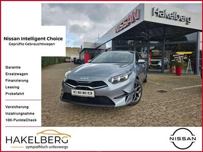 Neu Kia Ceed Spirit 140 PS (102 kW) 2025 (css) lunarsilber met. Kleinwagen