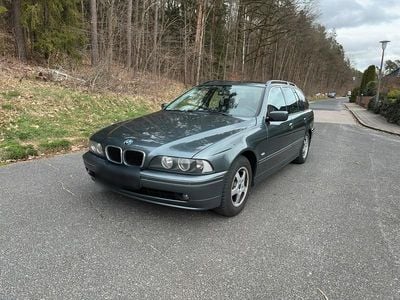 Gebraucht BMW 525 Exclusive 192 PS (141 kW) 2004 Grau Kombi