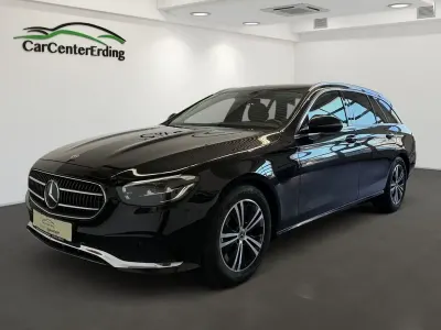 Usata Mercedes E220 220 CV (161 kW) 2022 Nero Berlina