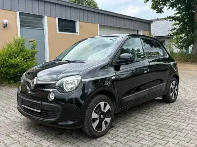 Używany Renault Twingo LIMITED 69 KM (50 kW) 2018 Czarny Hatchback