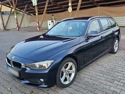 Gebraucht BMW 318 143 PS (105 kW) 2014 Blau Kombi