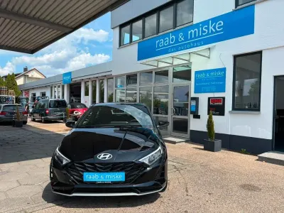 Neu Hyundai i20 Comfort 90 PS (66 kW) 2026 Schwarz Kleinwagen