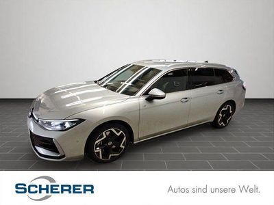 Gebraucht VW Passat R-line 265 PS (194 kW) 2025 Oyster silver metallic (metallic) Kombi
