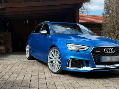 Second-hand Audi RS3 400 CP (294 kW) 2020 Albastru Berlinǎ