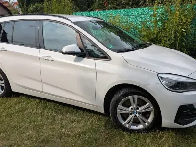 Gebraucht BMW 218 Gran Tourer 150 PS (110 kW) 2019 Weiß Van / Kleinbus