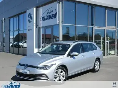 Gebraucht VW Golf VIII IQ Drive 150 PS (110 kW) 2021 Silber Kombi