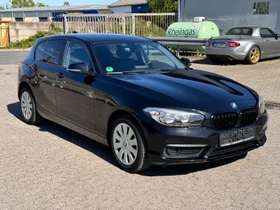 Begagnad BMW 116 116 HK (85 kW) 2016 Svart Halvkombi