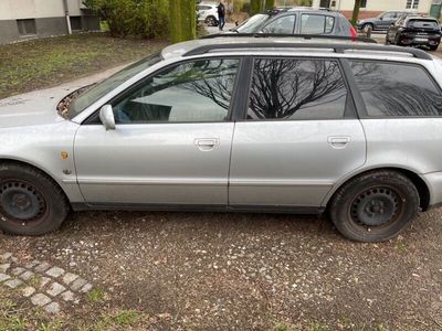 gebraucht Audi A4 1.6 Avant -