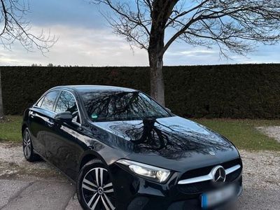 Mercedes A200