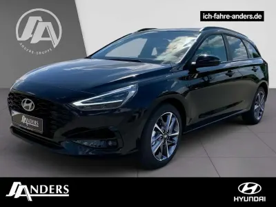 Gebraucht Hyundai i30 Advantage 101 PS (74 kW) 2025 Abyss black Kombi