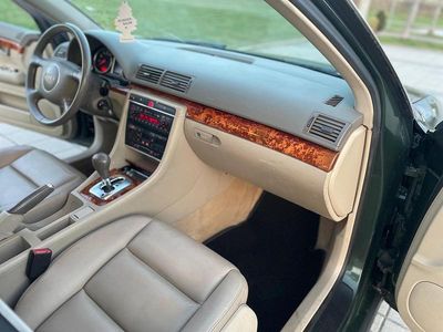 Gebraucht Audi A4 131 PS (96 kW) 2001 Grün Limousine