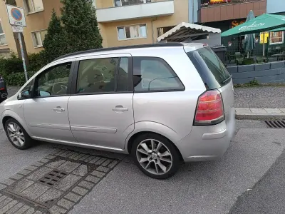 Gebraucht Opel Zafira 120 PS (88 kW) 2005 Braun Van / Kleinbus