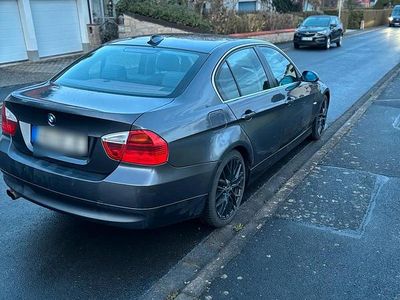 Brugt BMW 325 218 HK (160 kW) 2005 Grå Sedan