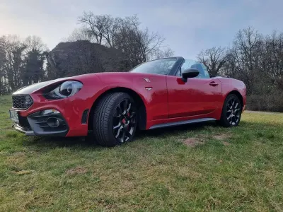 Używany Abarth 124 Spider 170 KM (125 kW) 2017 Czerwony Kabriolet