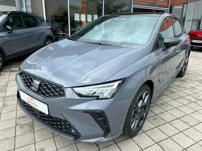 Neu Seat Ibiza FR 150 PS (110 kW) 2026 Grau Kleinwagen