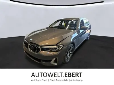Gebraucht BMW 530 Luxury Line 286 PS (210 kW) 2022 Alvitgrau Limousine