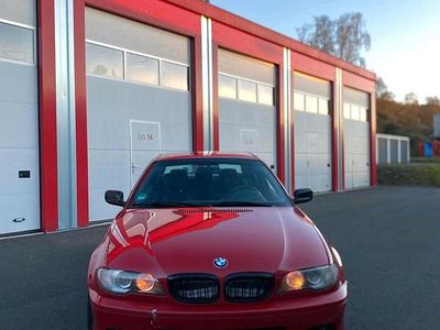 Gebraucht BMW 320 M Sport 170 PS (125 kW) 2004 Rot Coupé