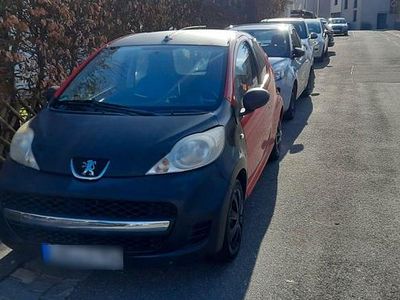 Gebraucht Peugeot 107 68 PS (50 kW) 2009 Rot Kleinwagen