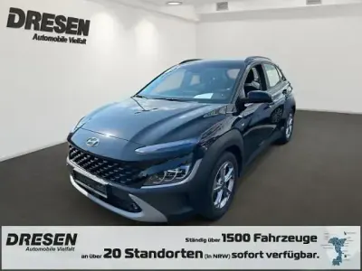 Gebraucht Hyundai Kona Trend 120 PS (88 kW) 2023 Schwarz SUV