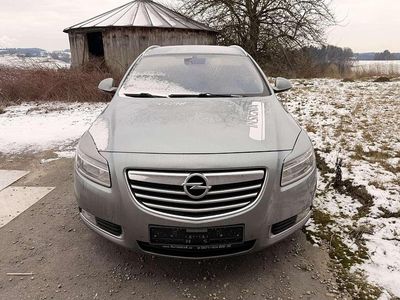 Gebraucht Opel Insignia Edition 220 PS (161 kW) 2010 Grau Kombi