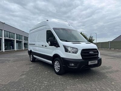 Second-hand Ford Transit Trend 131 CP (96 kW) 2024 Alb Monovolum