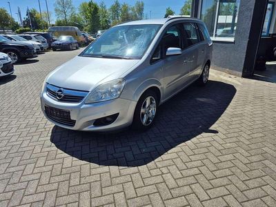 Usata Opel Zafira 150 CV (110 kW) 2008 Argento Monovolume