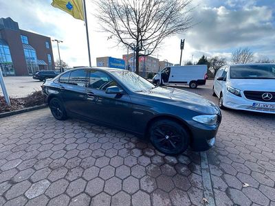 Gebraucht BMW 520 184 PS (135 kW) 2012 Grau Limousine