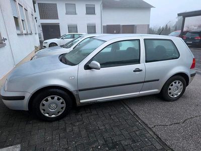 Gebraucht VW Golf IV 75 PS (55 kW) 1999 Silber Kleinwagen
