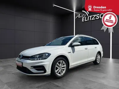 Gebraucht VW Golf VII R-line 150 PS (110 kW) 2019 Pure white Kombi