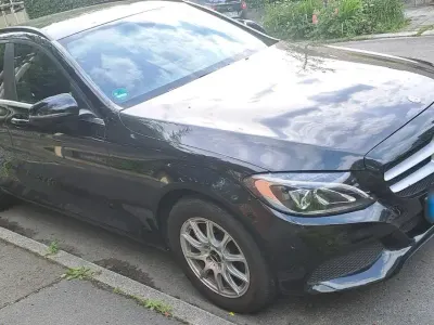 Gebraucht Mercedes C220 169 PS (124 kW) 2015 Schwarz Kombi