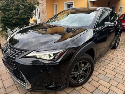 Lexus UX 250h