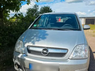 Gebraucht Opel Meriva 101 PS (74 kW) 2007 Silber Van / Kleinbus