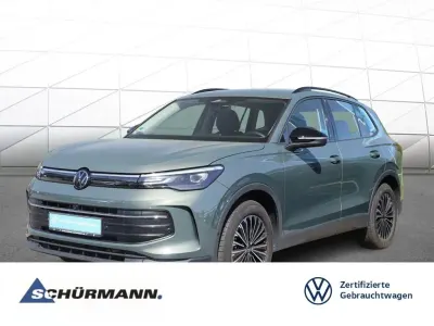 Gebraucht VW Tiguan Goal 150 PS (110 kW) 2025 Grün SUV