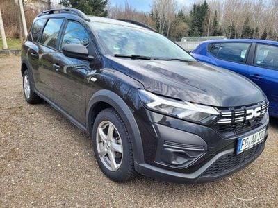 Gebraucht Dacia Jogger Essentiel 110 PS (80 kW) 2024 Perlmuttschwarz Van / Kleinbus