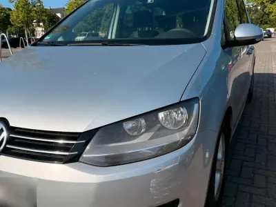 Gebraucht VW Sharan 2013 Silber Van / Kleinbus