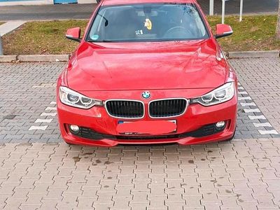 Gebraucht BMW 318 143 PS (105 kW) 2014 Rot Kombi