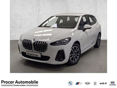 Gebraucht BMW 220 Active Tourer M Sport 163 PS (119 kW) 2025 Weiß Van / Kleinbus