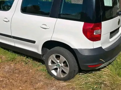 Gebraucht Skoda Yeti 105 PS (77 kW) 2013 Weiß SUV