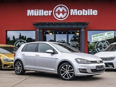Gebraucht VW Golf VII LOUNGE 110 PS (80 kW) 2015 Silber Limousine