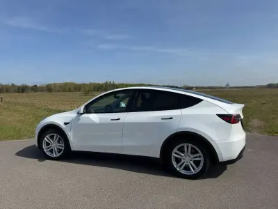 Gebraucht Tesla Model Y 378 kW (514 PS) 2022 Weiß SUV