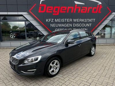 Gebraucht Volvo V60 Summum 190 PS (139 kW) 2018 Grau Kombi