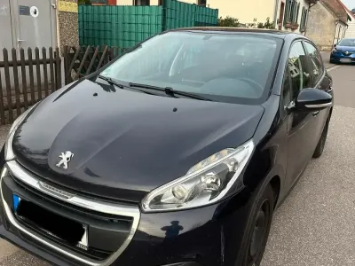 Usata Peugeot 208 82 CV (60 kW) 2017 Viola Utilitaria