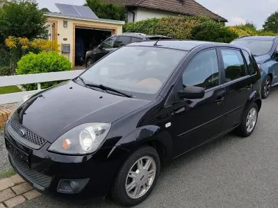 Gebraucht Ford Fiesta 60 PS (44 kW) 2008 Schwarz Kleinwagen