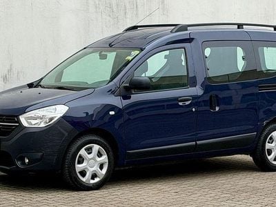 Blau Gebraucht 2017 Dacia Dokker Ambiance Van / Kleinbus | 5.225 € (Superpreis)