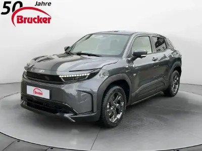 Gebraucht Toyota Urban Cruiser Lounge 127 kW (174 PS) 2026 Grau SUV