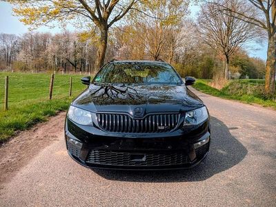 Gebraucht Skoda Octavia RS 184 PS (135 kW) 2015 Schwarz Kleinwagen
